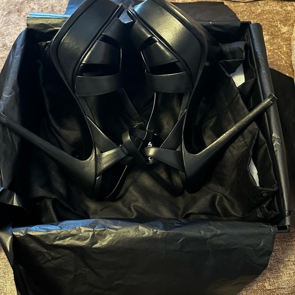 Authentic YSL Tributes! - Picture 4 of 6